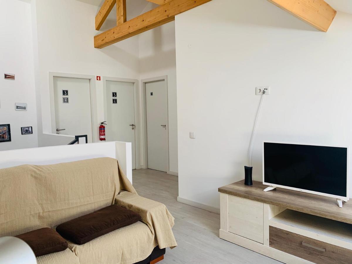 Tweepersoonskamer met Gedeelde Badkamer