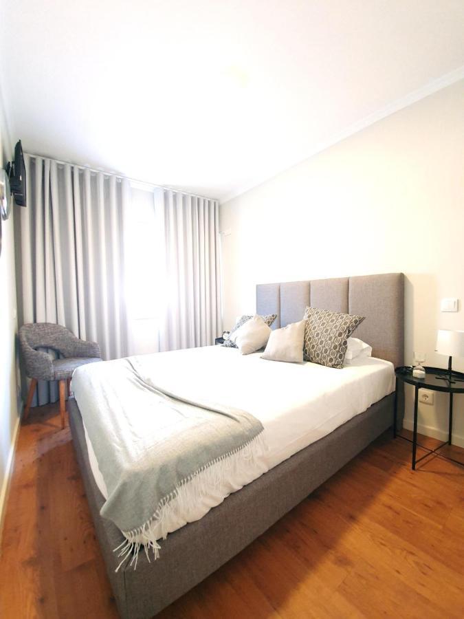 Quarto Duplo com Casa de Banho Privativa