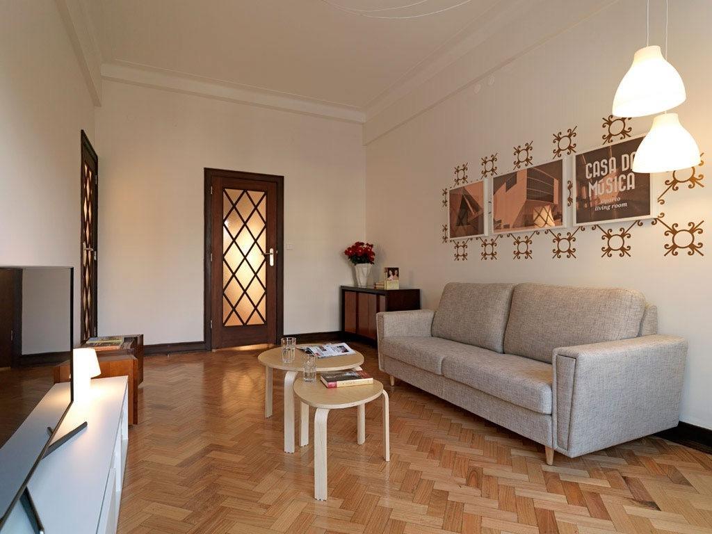 Quarto Individual com Banheiro Compartilhado
