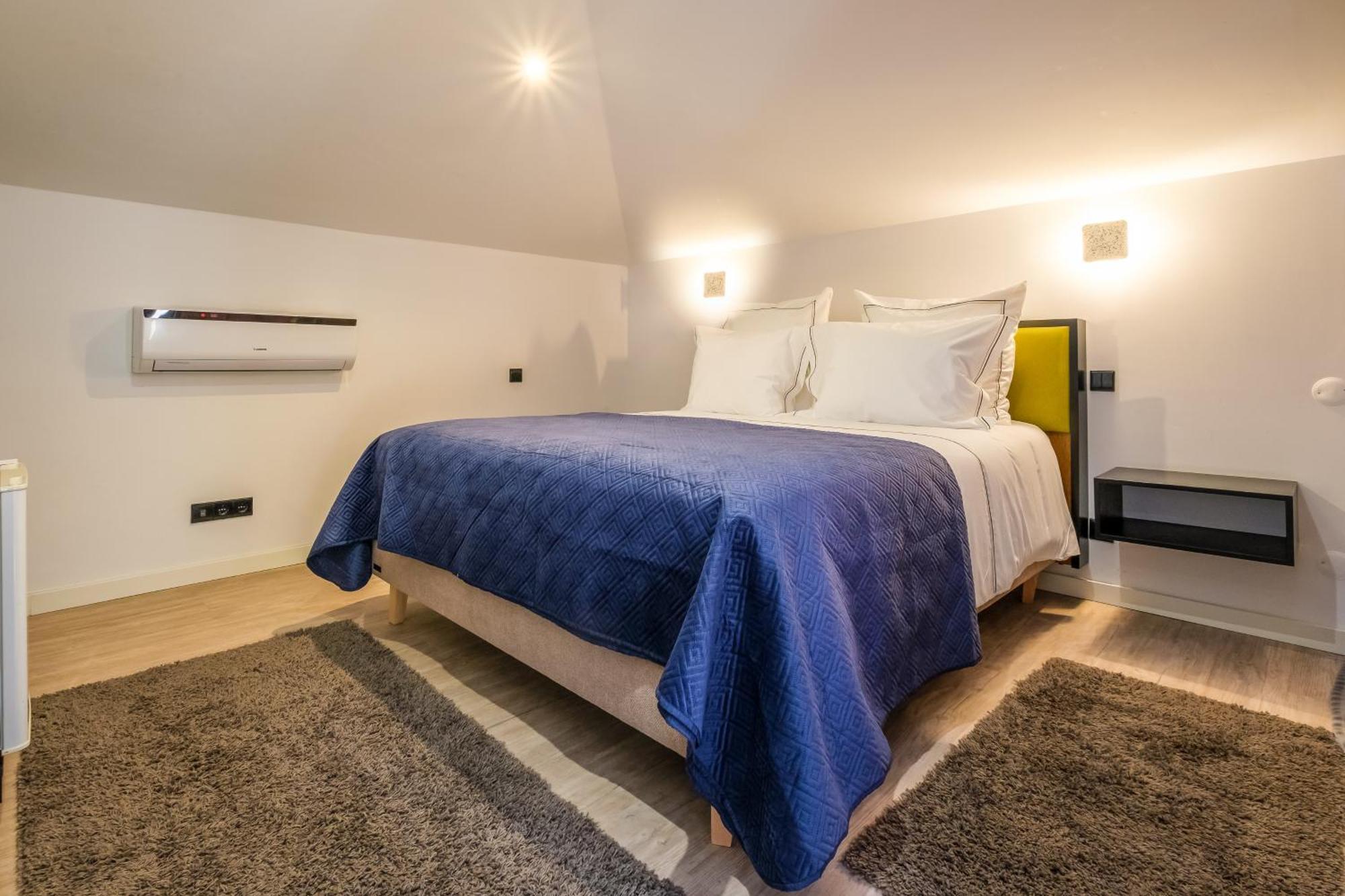 Standard Suite,1645025716:JPEG