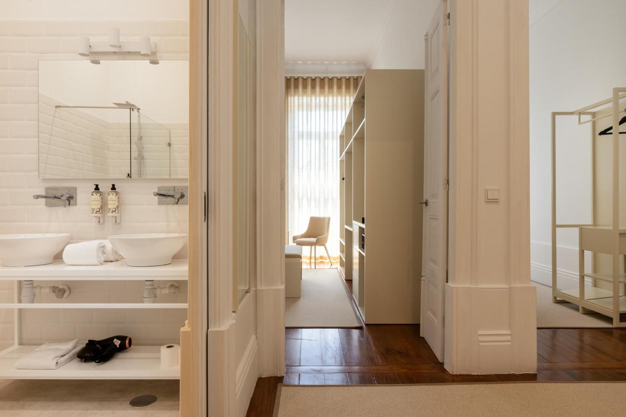 Deluxe Double or Triple Suite Street View
