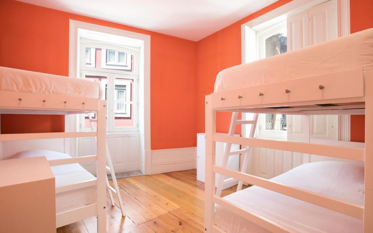 Bed 4-Bed Mixed Dormitory Room