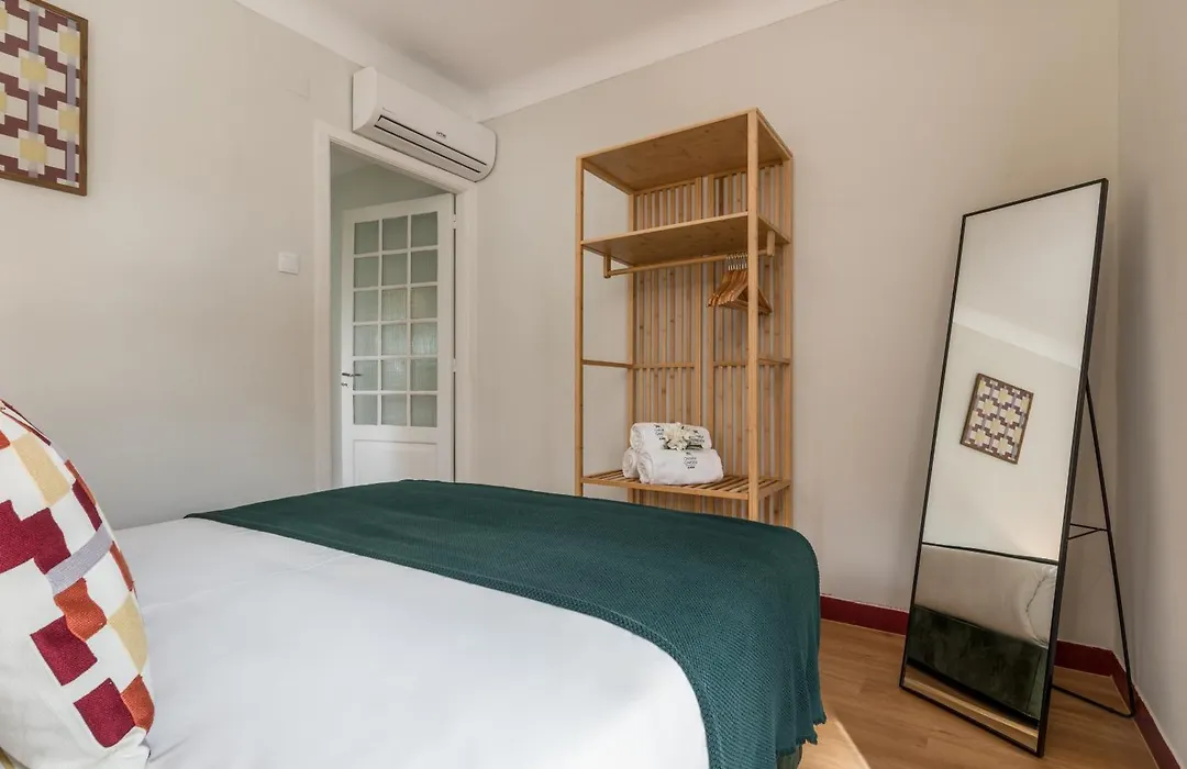 Almada Charm Suites & Apartments-1