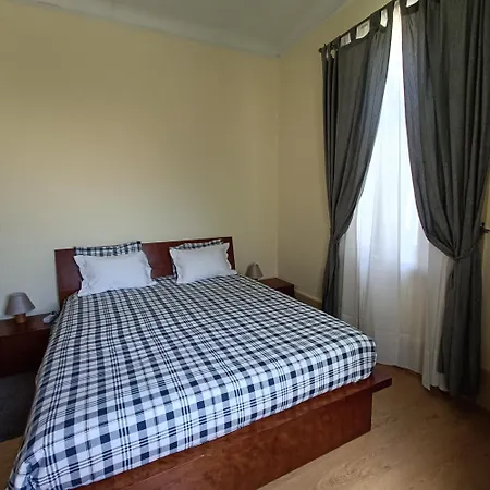 Guesthouse Monsanto-2