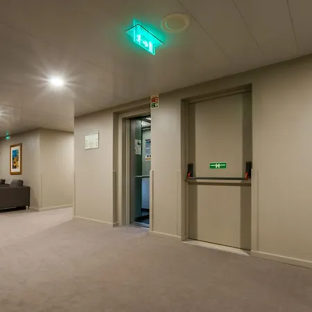Portus Cale Hotel-3