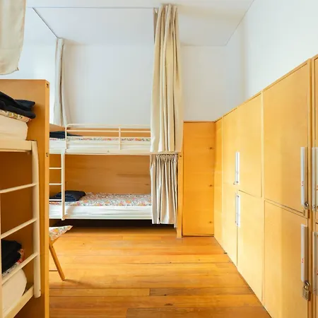 Porto Lounge Hostel & Guesthouse By Host Wise-3