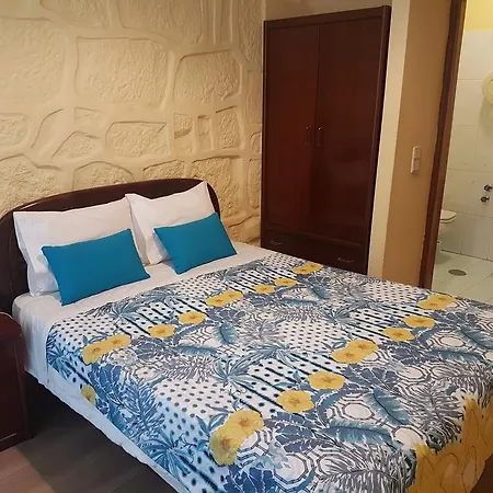 Caldeira Guest House-2